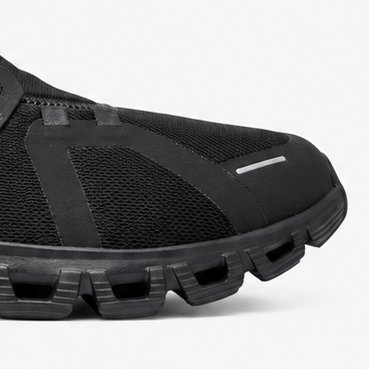 6 Black/Black
