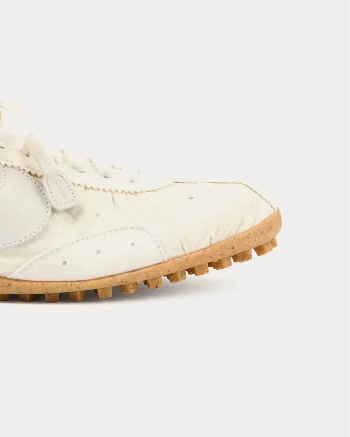 Moon (Women's)